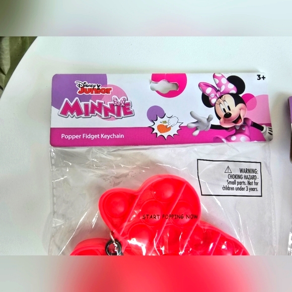Disney Junior, Minnie Mouse Heads, Popper Fidget Keychain's, Set of 2 - Picture 3 of 10